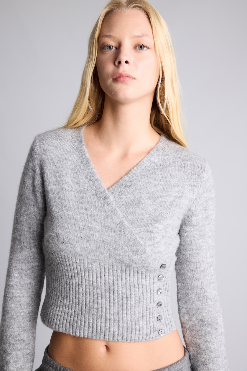 Women Grey Slim Fit Pullover