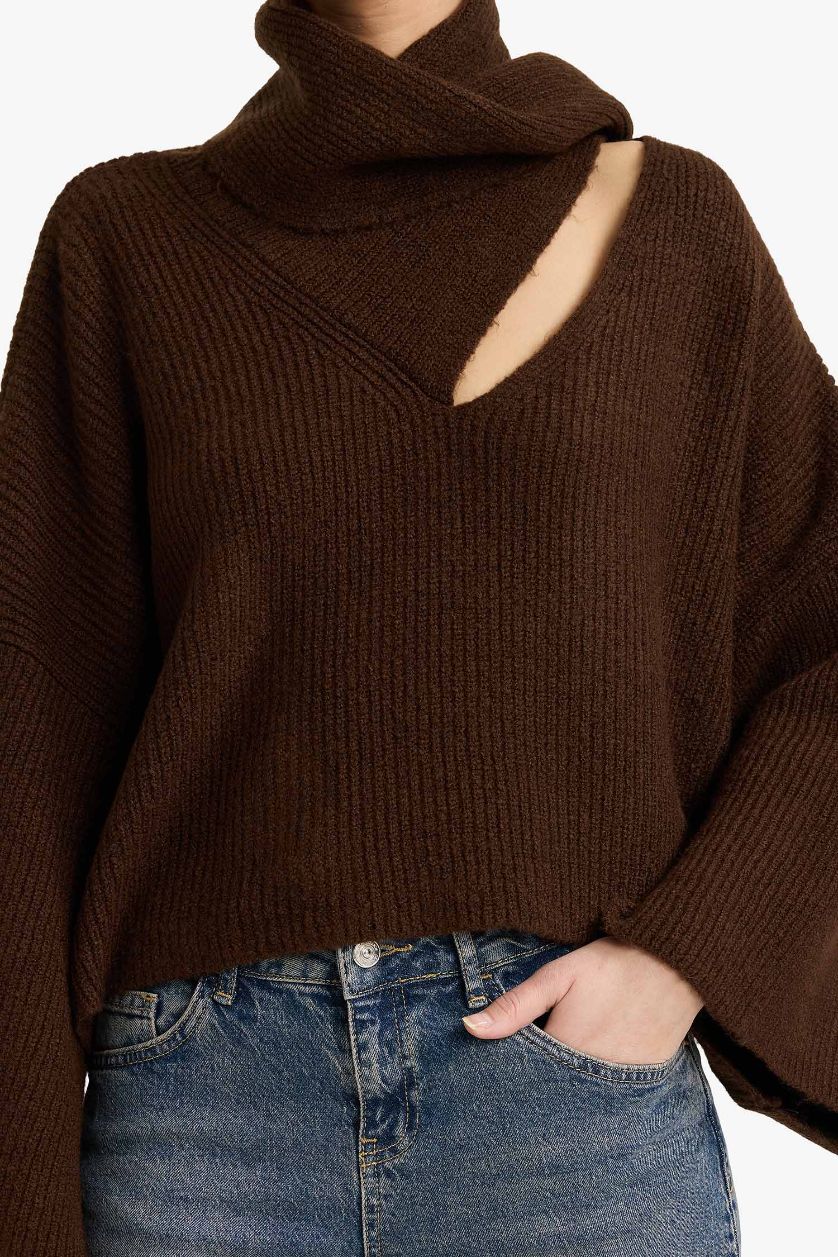 Woman Brown Oversize Fit Shawl Collar Knitwear Pullover
