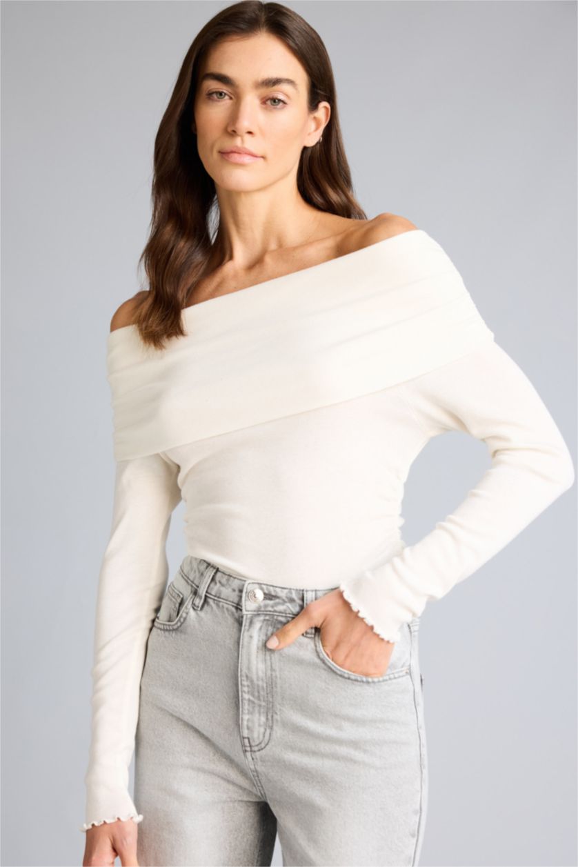 Kadın Ekru Slim Fit Omzu Açık Ribana Tişört