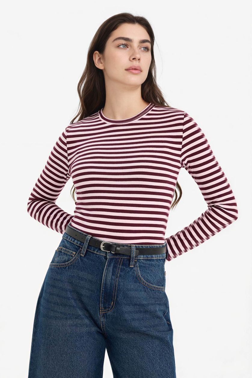 Woman Light Pink Loose Fit Boat Neck Ribbed Long Sleeve T-Shirt