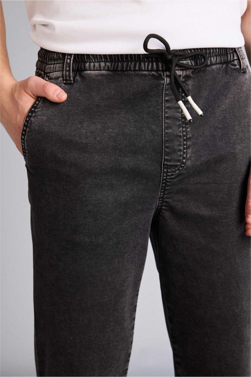 Мужчины Антрацит Джинсы Wide Leg с широкими штанинами и снежной стиркой