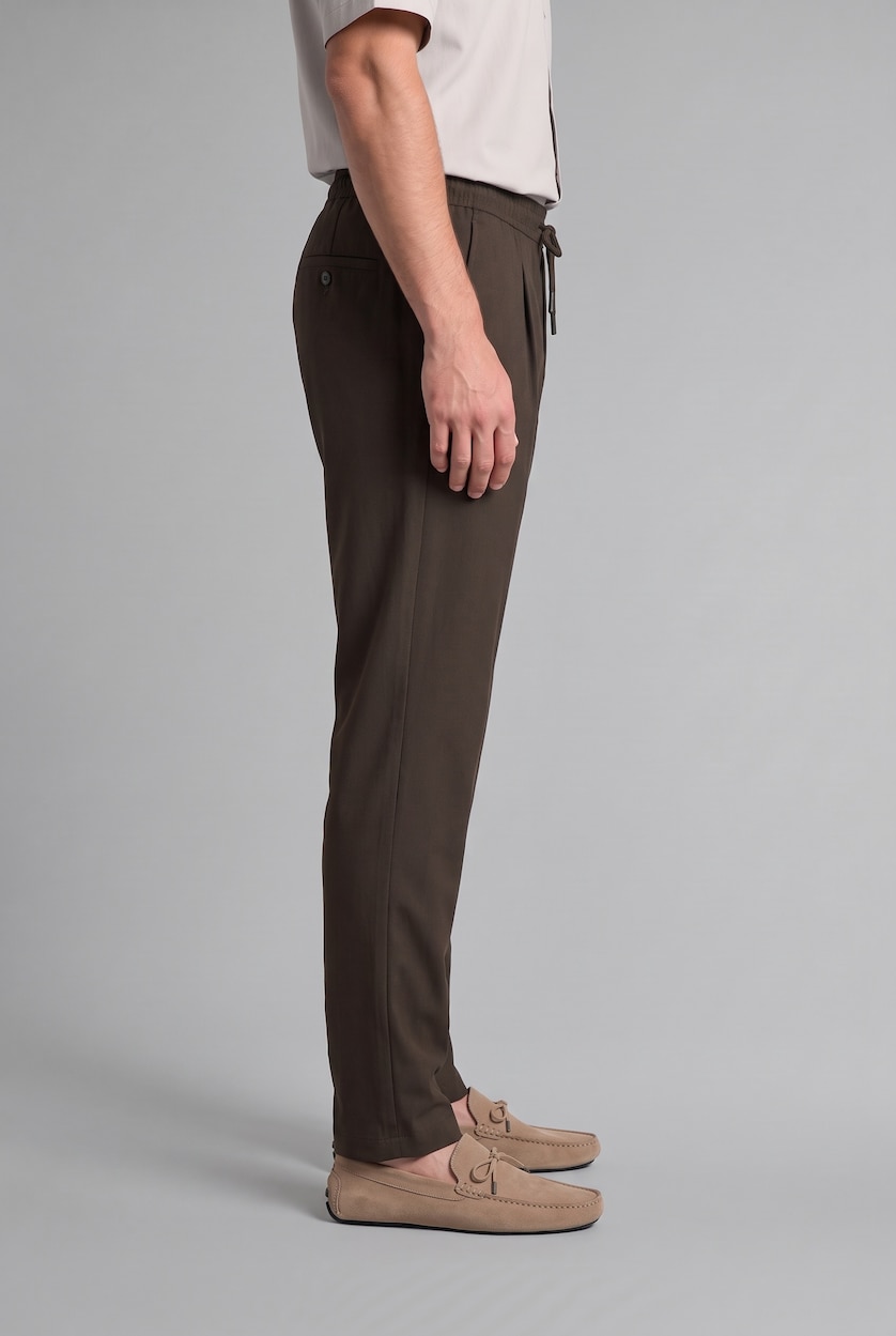 Men Brown Elastic Band Relax Fit Trousers