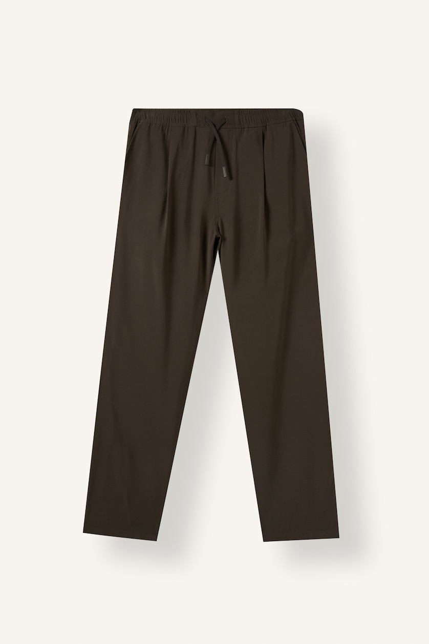 Men Brown Elastic Band Relax Fit Trousers