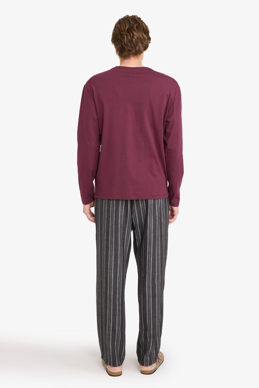 MAN Bordeaux Regular Fit Striped 2 Piece Pajama Set