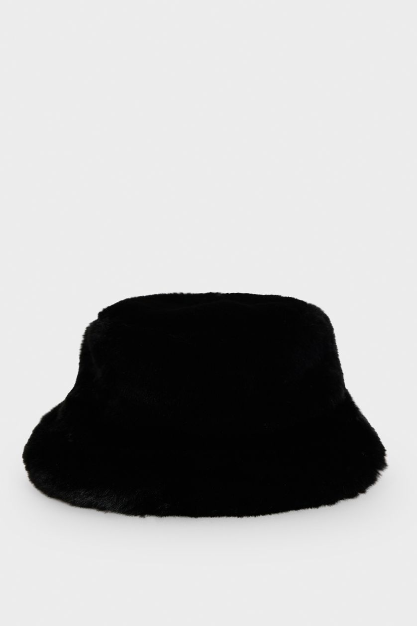 Woman Black Woman Animal Print Bucket Hat