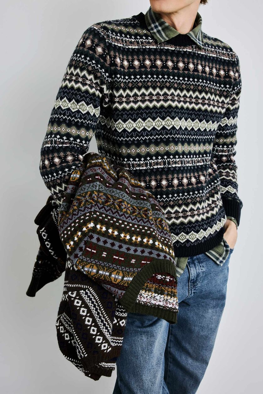 MAN NAVY Standard Fit Knitwear Pullover