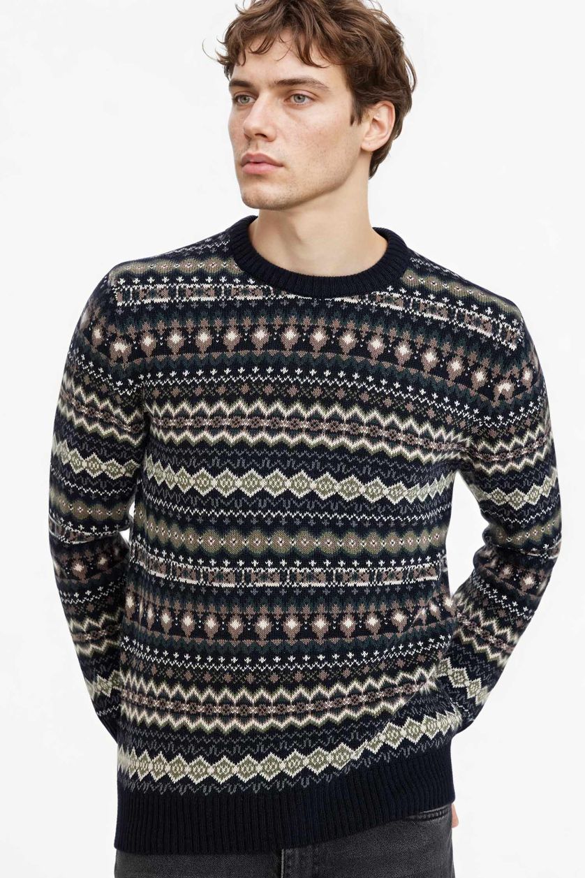 MAN NAVY Standard Fit Knitwear Pullover