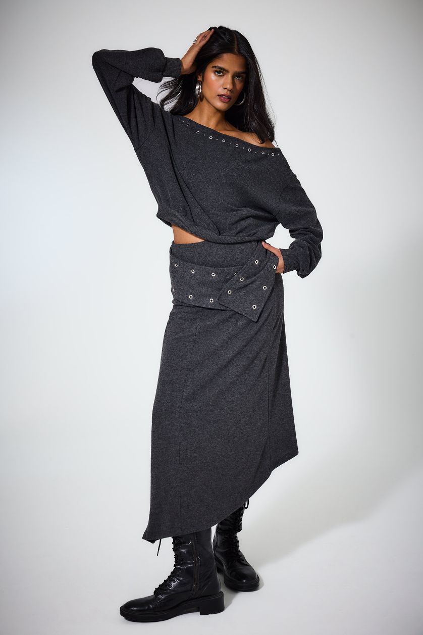 Woman Anthracite Loose Fit Off Shoulder Long Sleeve T-Shirt