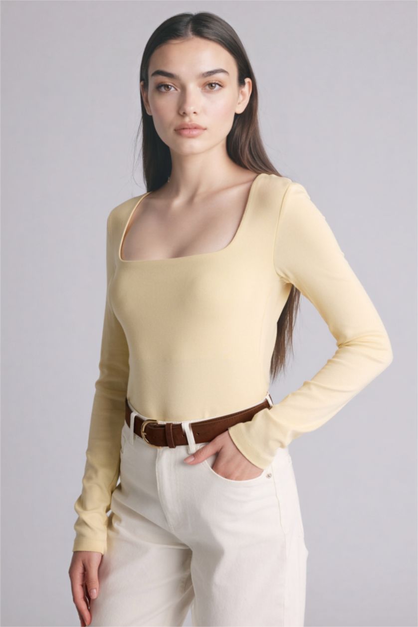 Woman Light Yellow تيشيرت ردن طويل سليم فيت وياخة مربعة