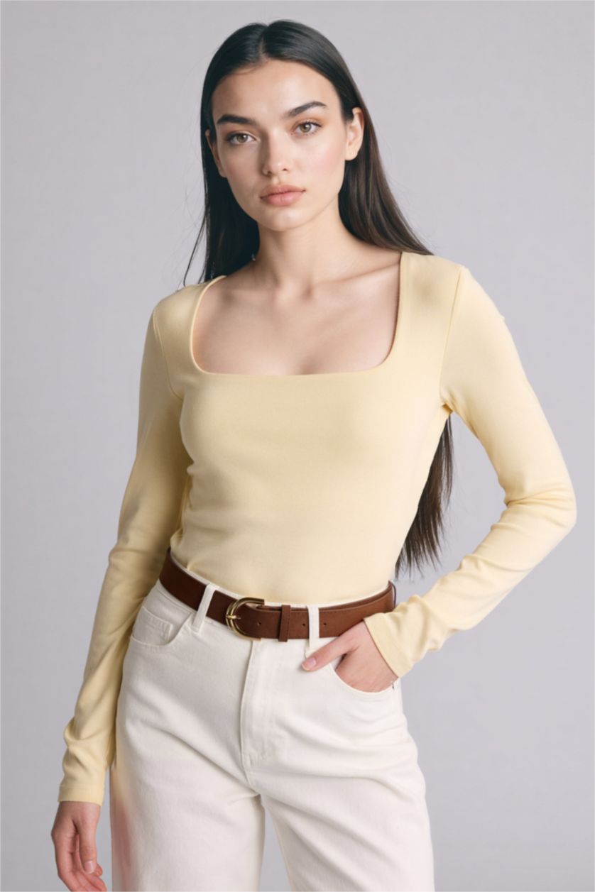 Woman Light Yellow تيشيرت ردن طويل سليم فيت وياخة مربعة