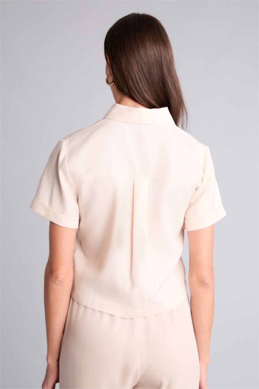 Женщины Бежевый Рубашка Regular Fit с рубашечным воротником и коротким рукавом