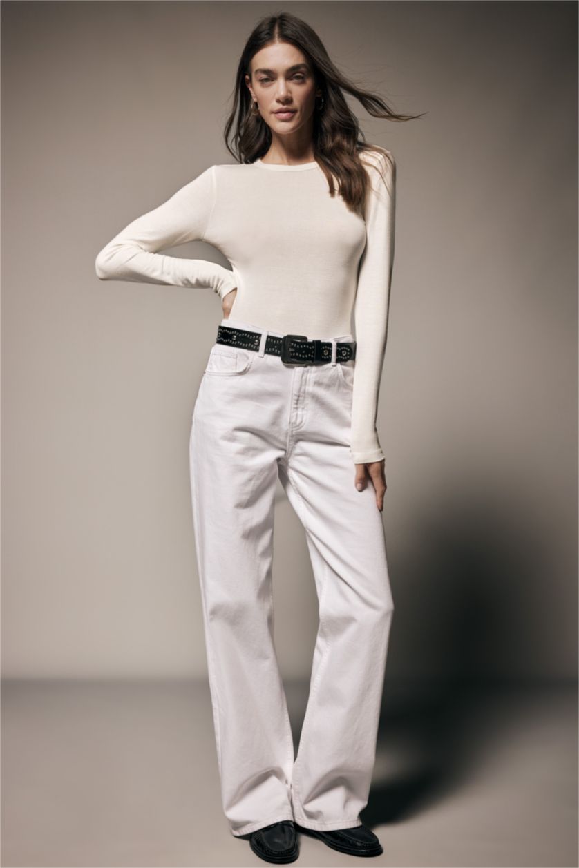 Woman Ecru تيشيرت ردن طويل بيزك سادة سليم فيت