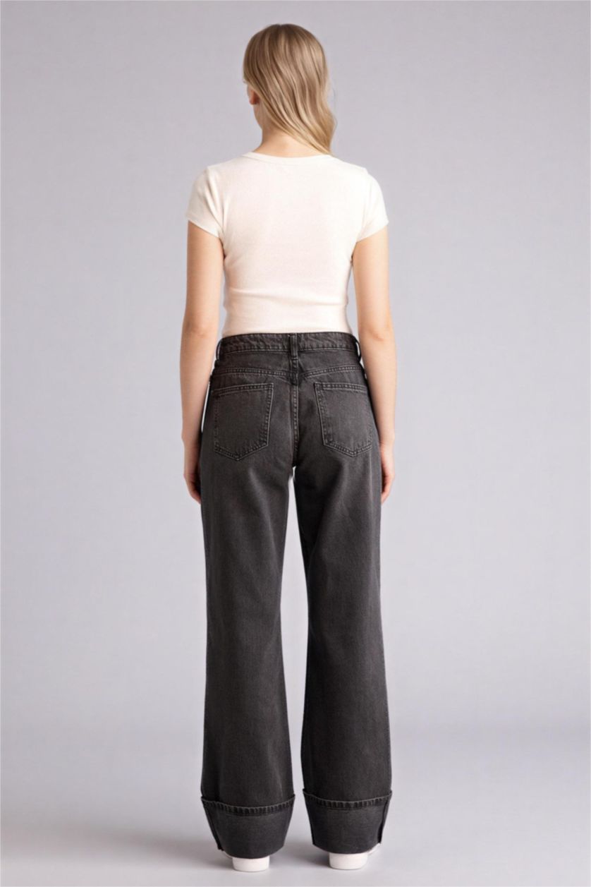 حريمي أنثرا بنطلون جينز قصة مستقيمة واسعة وحافة مطوية وخصر عالي