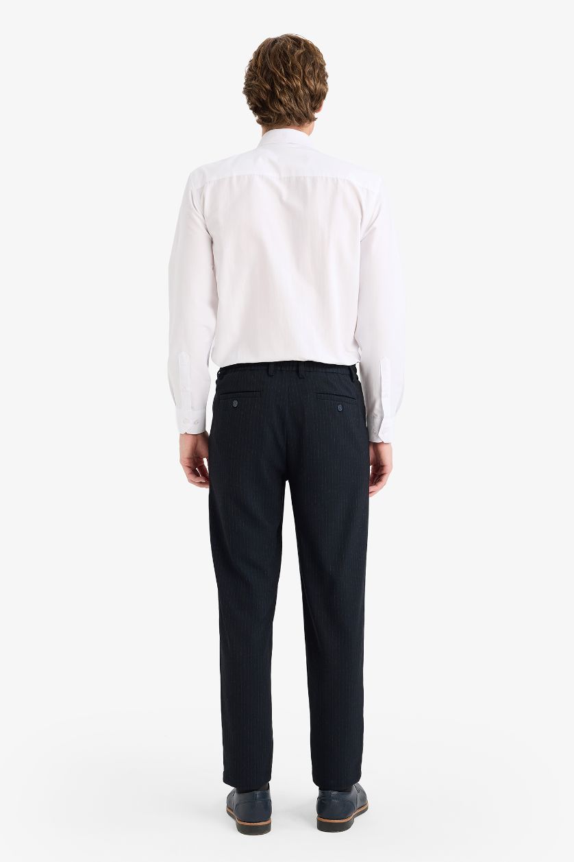 رجال كحلي بنطرون قصة مريحة