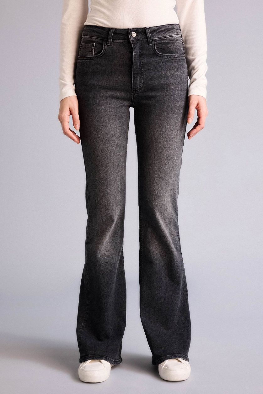 Kadın Siyah Mia Flare Fıt Yüksek Bel Jean Pantolon