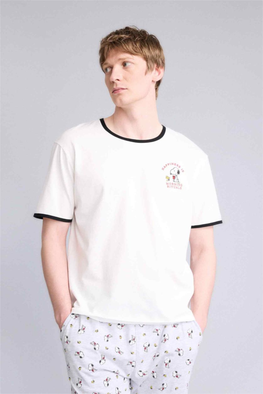 MAN Ecru 2 piece Regular Fit Snoopy Licensed Set