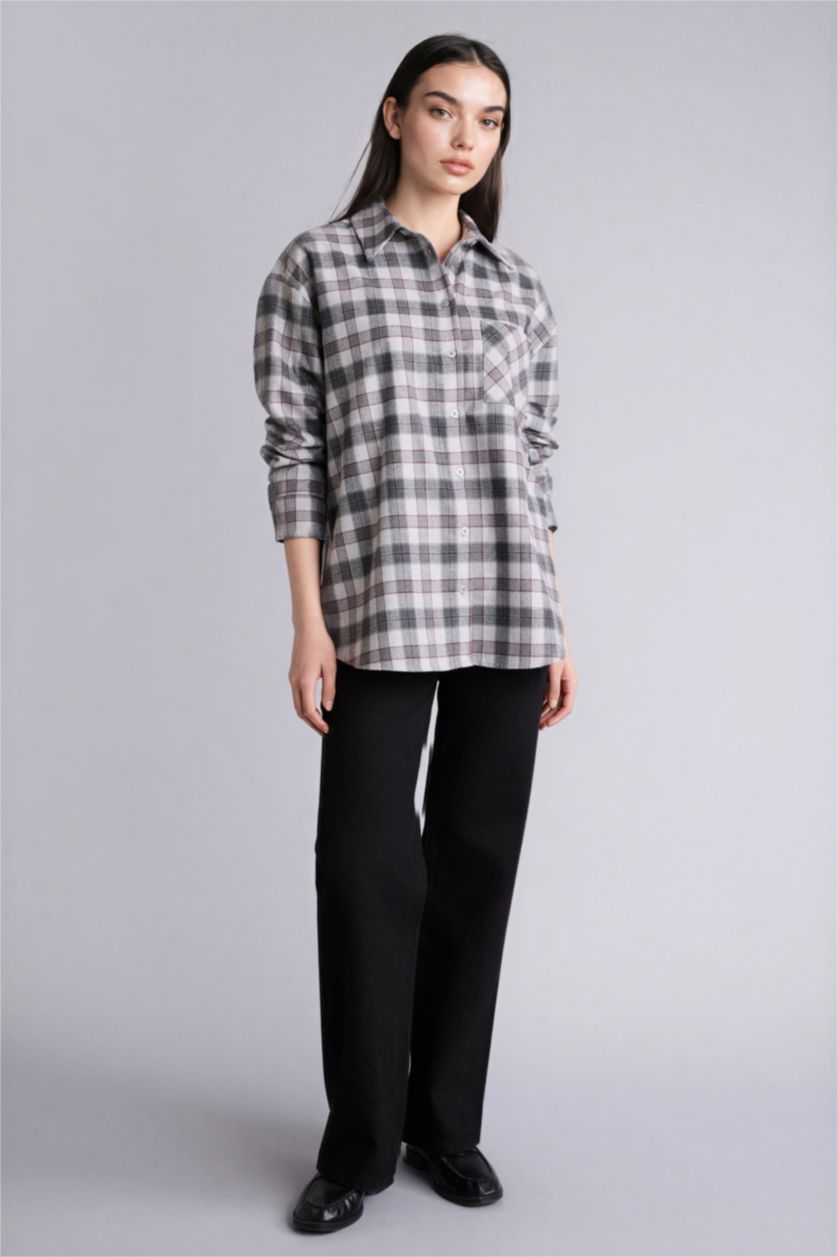 Woman Grey Oversize Fit Shirt Collar Flanel Plaid Long Sleeve Shirt