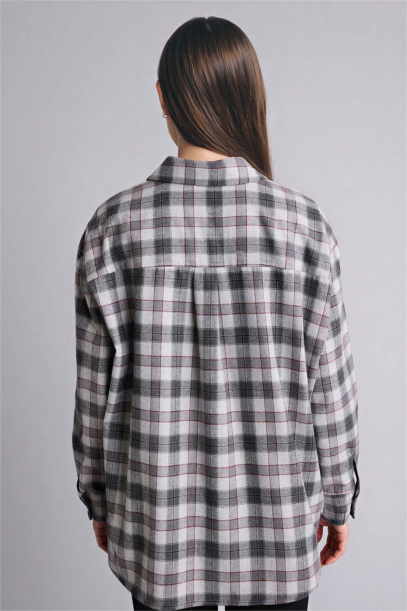 Woman Grey Oversize Fit Shirt Collar Flanel Plaid Long Sleeve Shirt