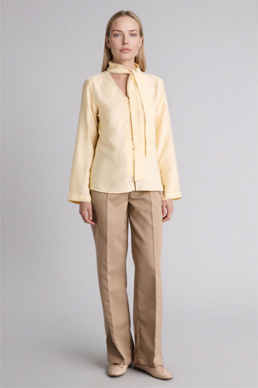 FEMME Jaune Clair Chemise à manches longues et col V Coupe régulière