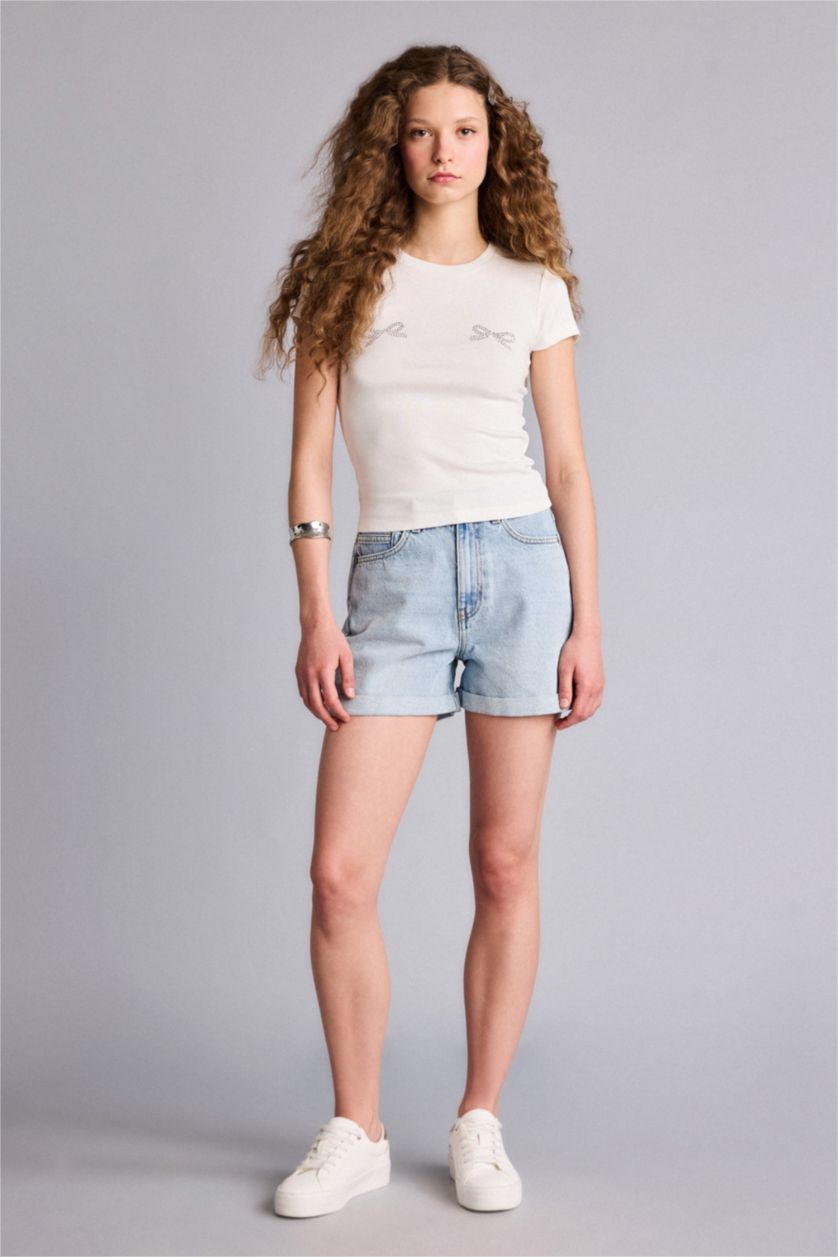 نساء اوف وايت تيشيرت نص ردن مخص وياخة مستديرة