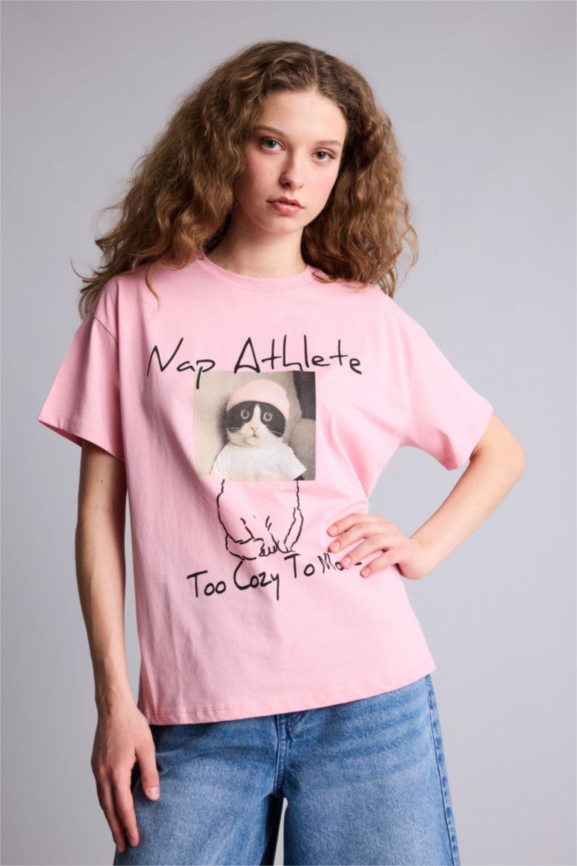 Kadın Açık Pembe Oversıze Bisiklet Yaka Baskılı Kısa Kollu Tişört
