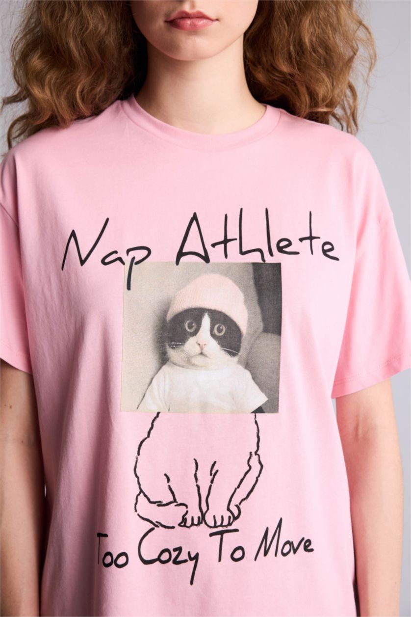 Kadın Açık Pembe Oversıze Bisiklet Yaka Baskılı Kısa Kollu Tişört