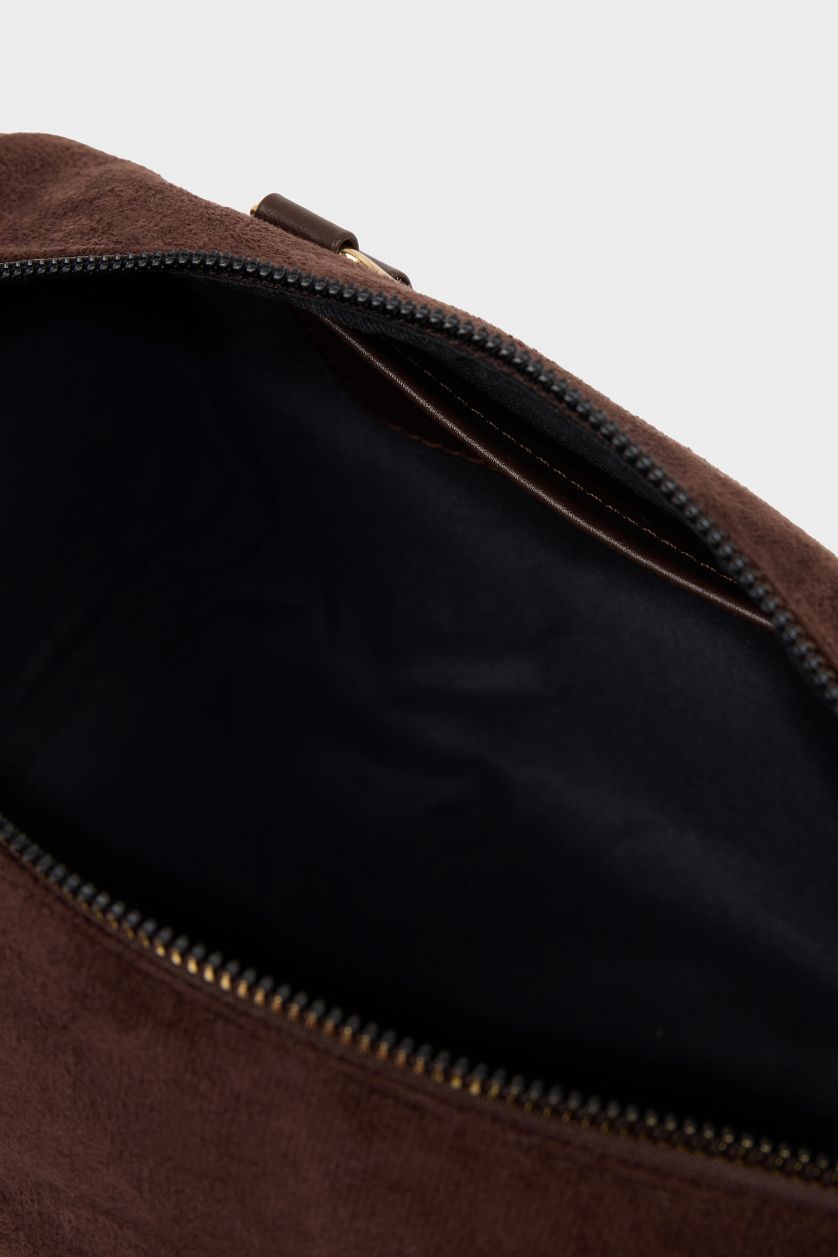 نساء بني غامق شنطة يد شمواه