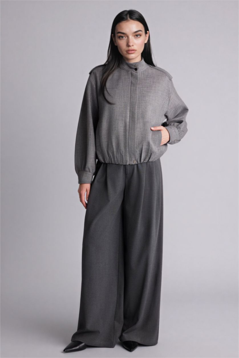 Woman Grey Dog Collar Blazer