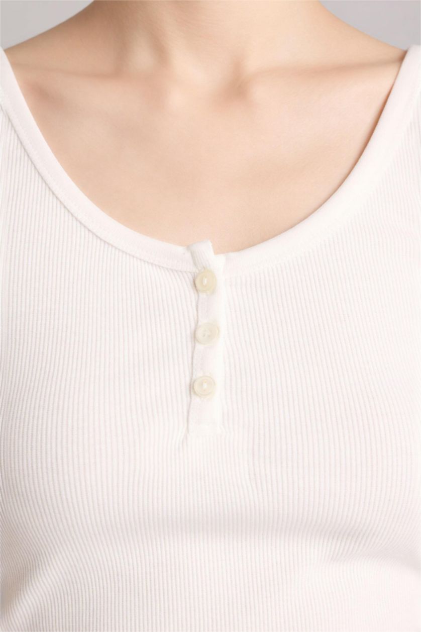 Women White Slim Fit Camisole Tank Top
