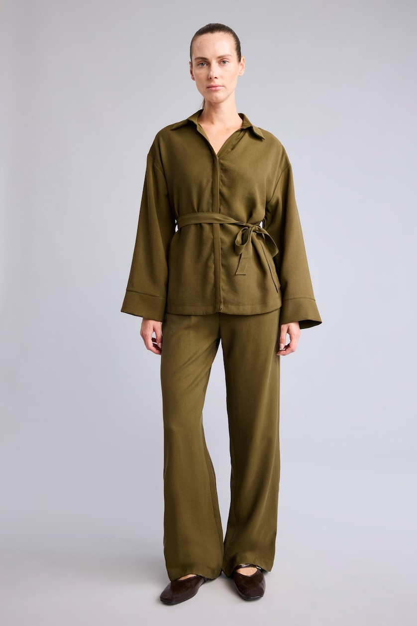 Женщины Хаки Брюки Straight Fit