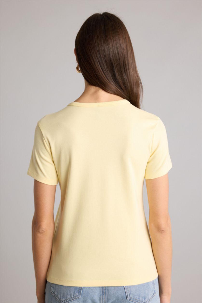 حريمي أصفر فاتح Woman Short Sleeve T-Shirt