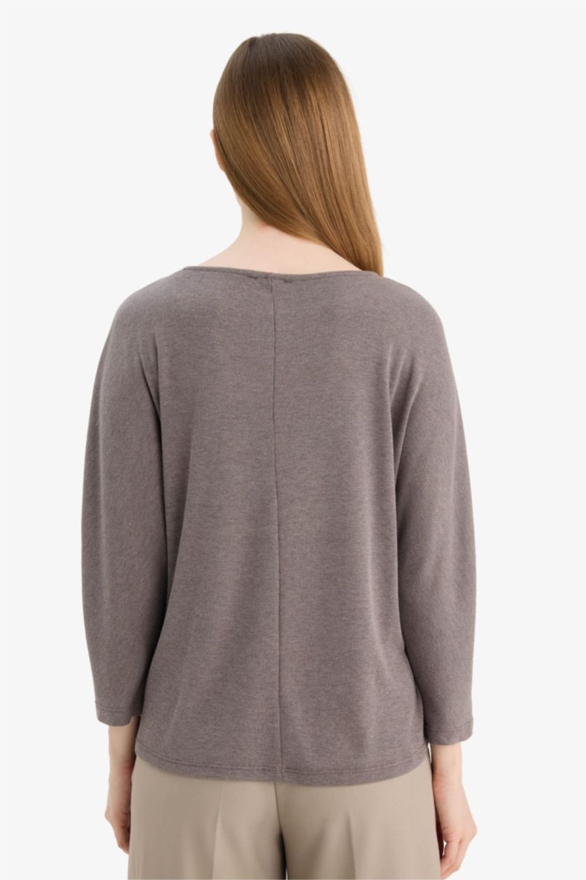 Woman Light Brown Boat Neck Long Sleeve T-Shirt