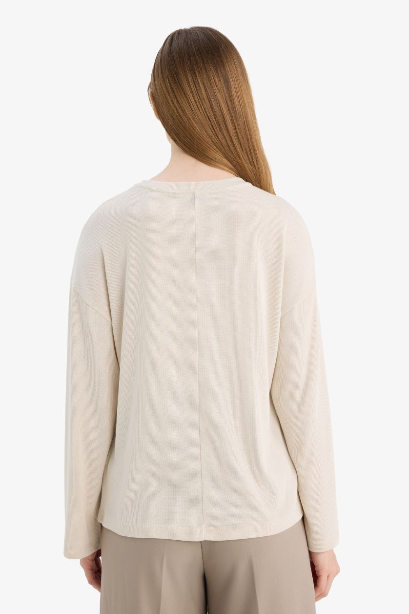 Женщины Светлый визон Футболка Relax Fit с круглым вырезом и длинным рукавом