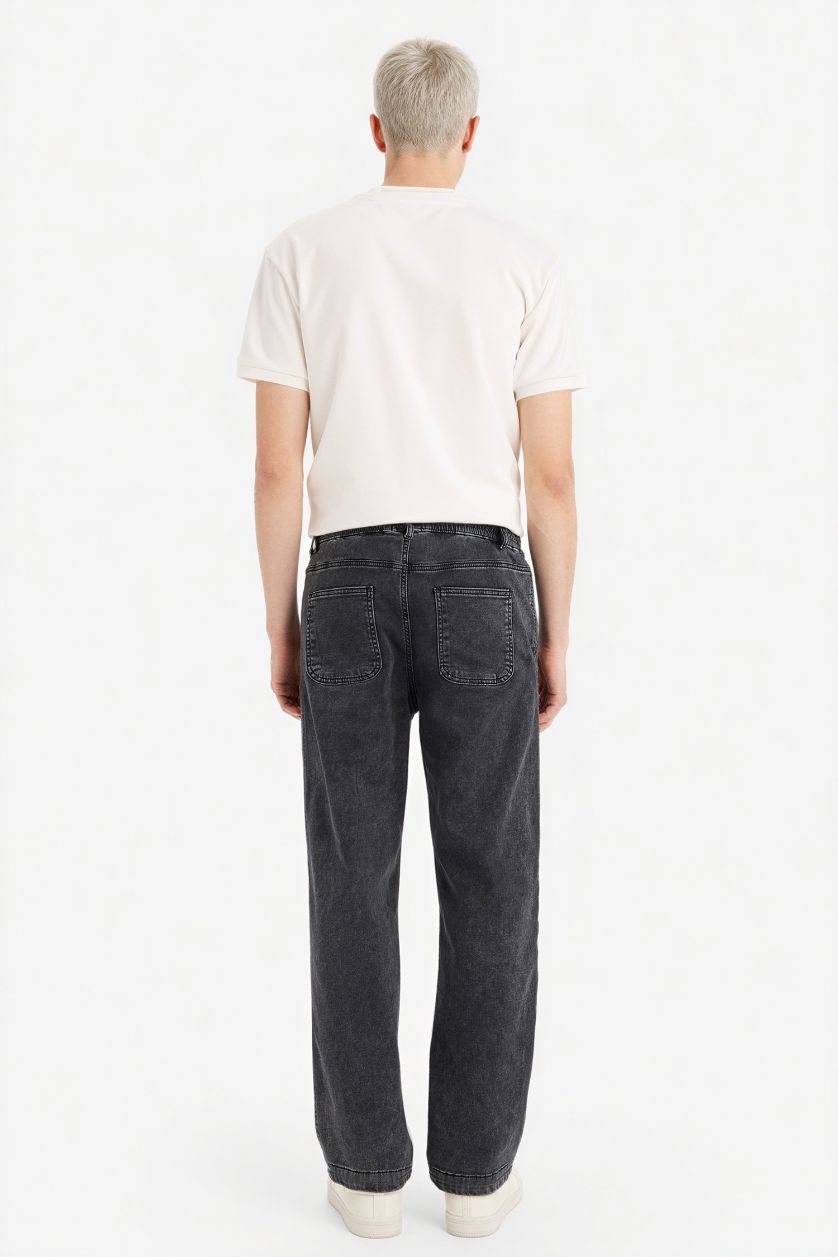 رجالي أنثرا جينز وايد ليج بملمس ناعم