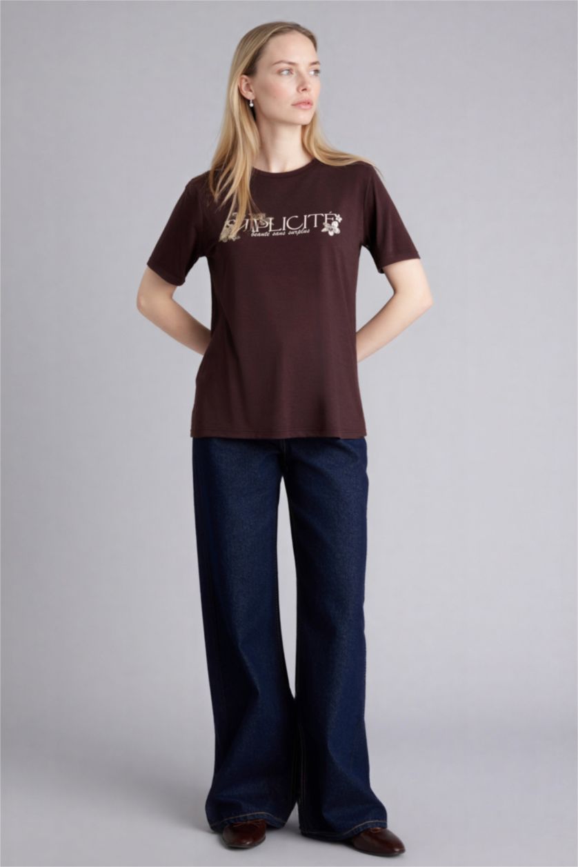 حريمي بني Woman Short Sleeve T-Shirt