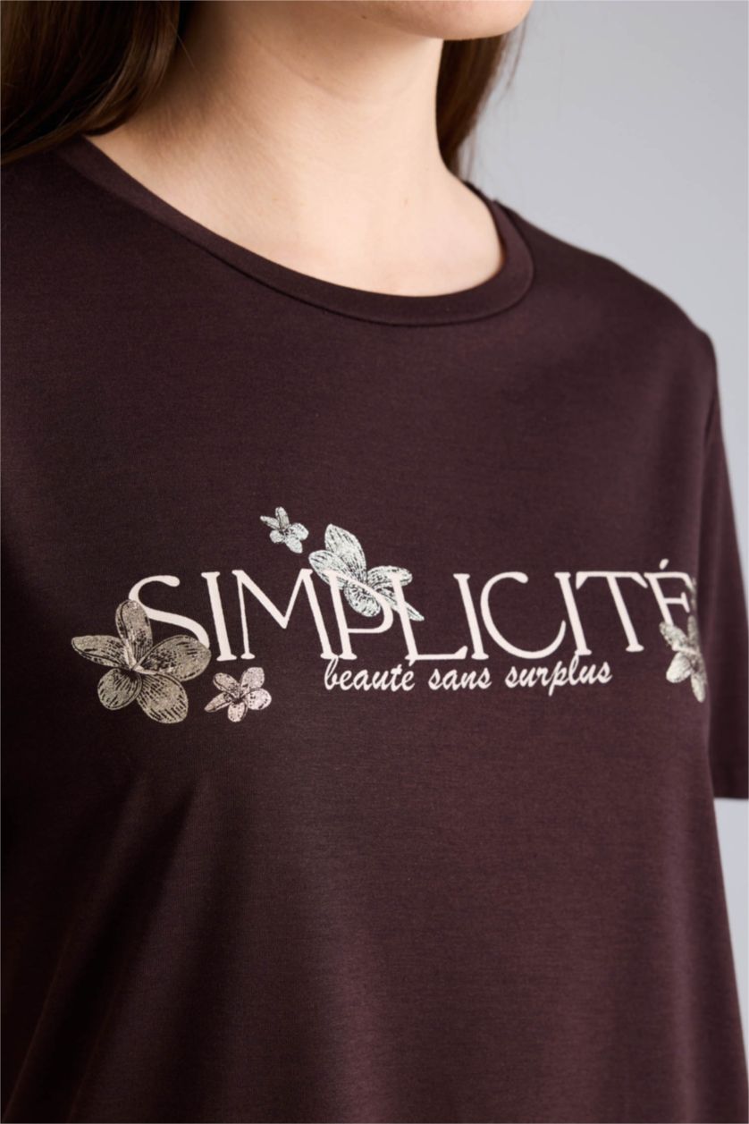 حريمي بني Woman Short Sleeve T-Shirt