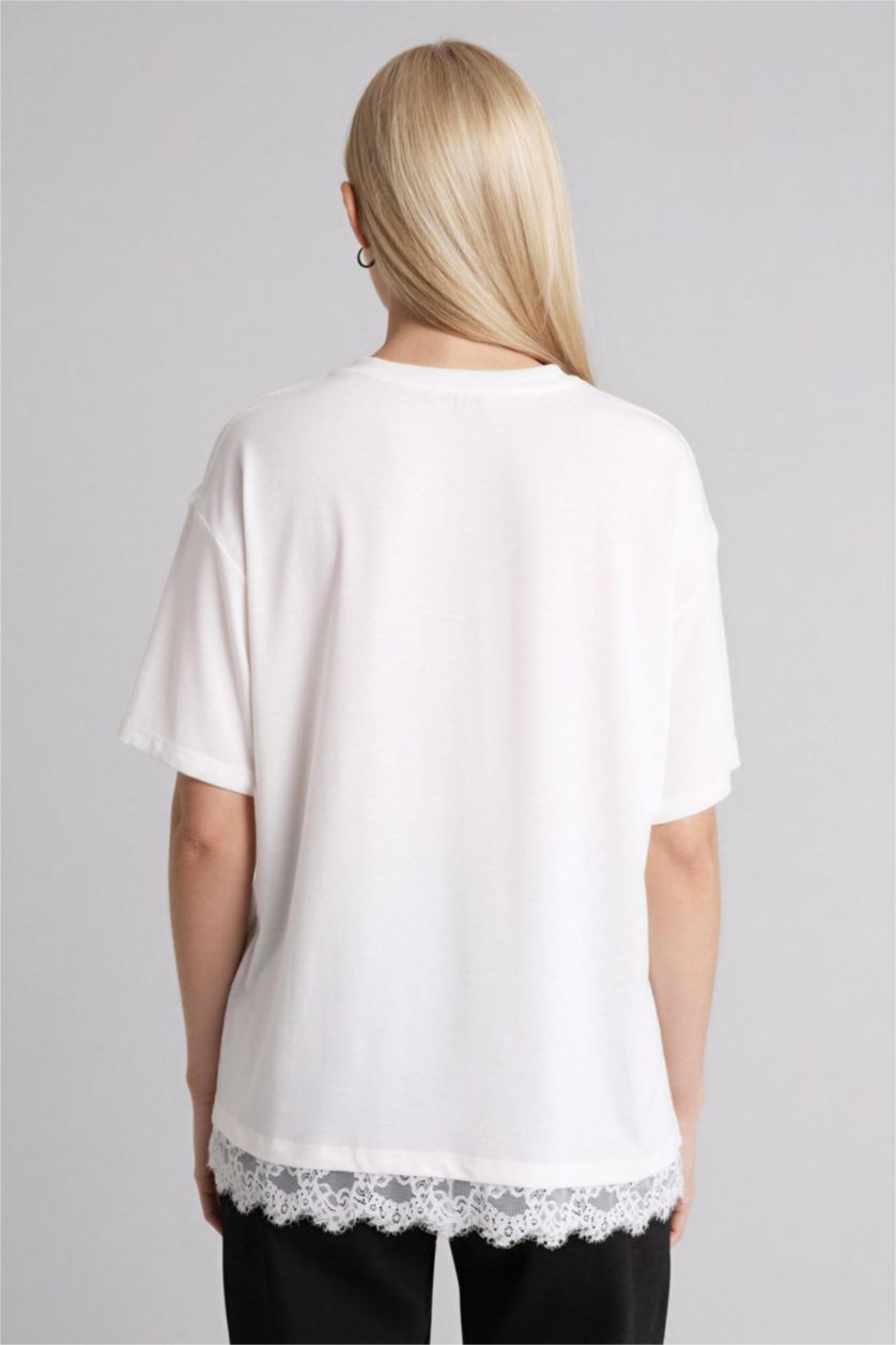 FEMME Écru T-shirt à col rond et manches courtes Coupe décontractée