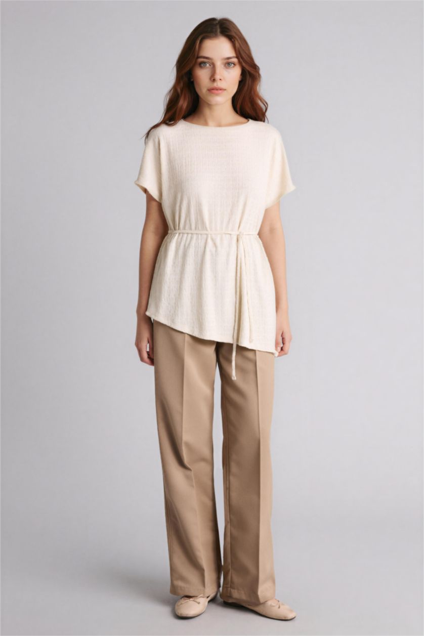 Kadın Taş Asimetrik Kayık Yaka Bürümcük Kısa Kollu Tişört