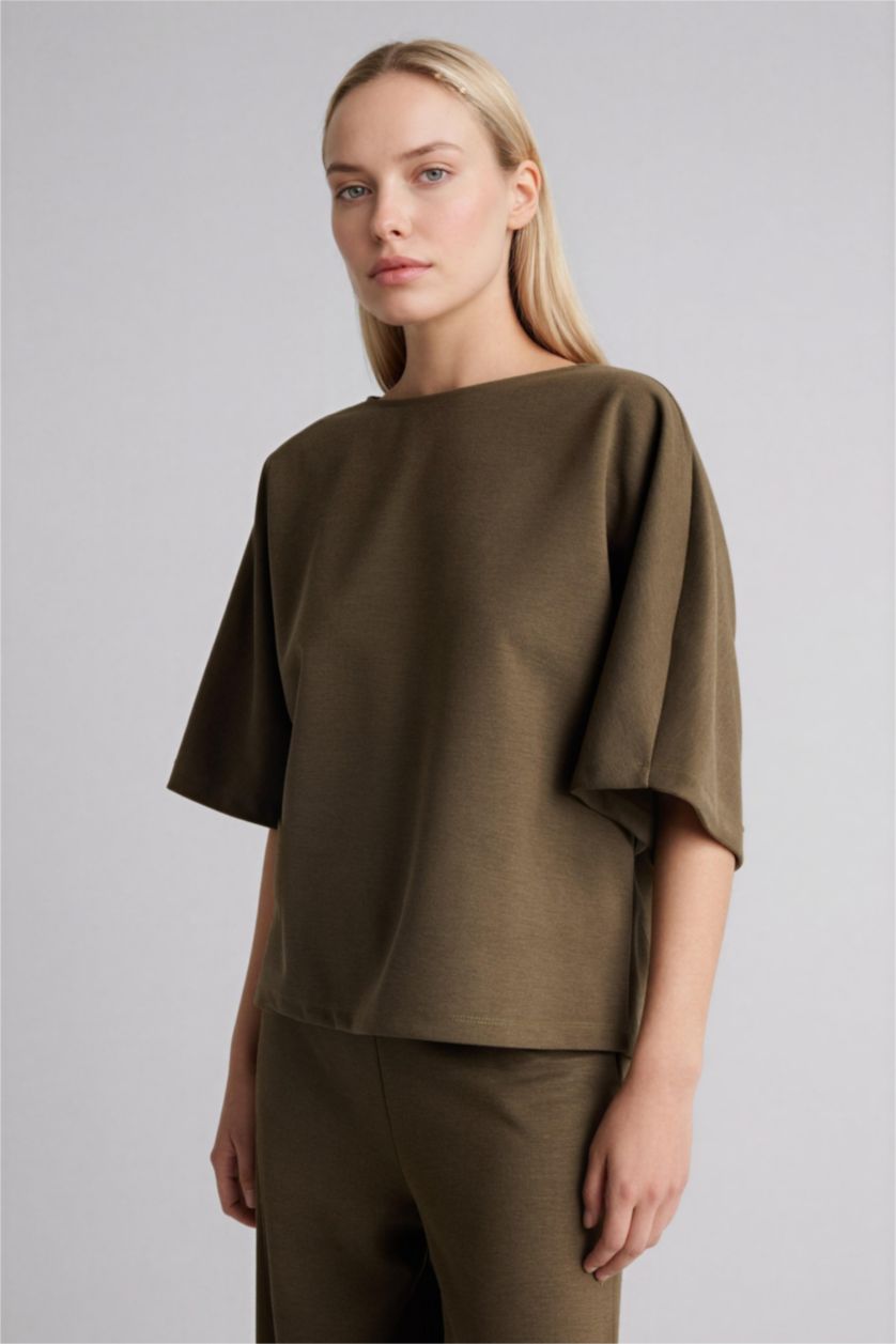 نساء كاكي داكن تيشيرت نص ردن وياخة عريضة
