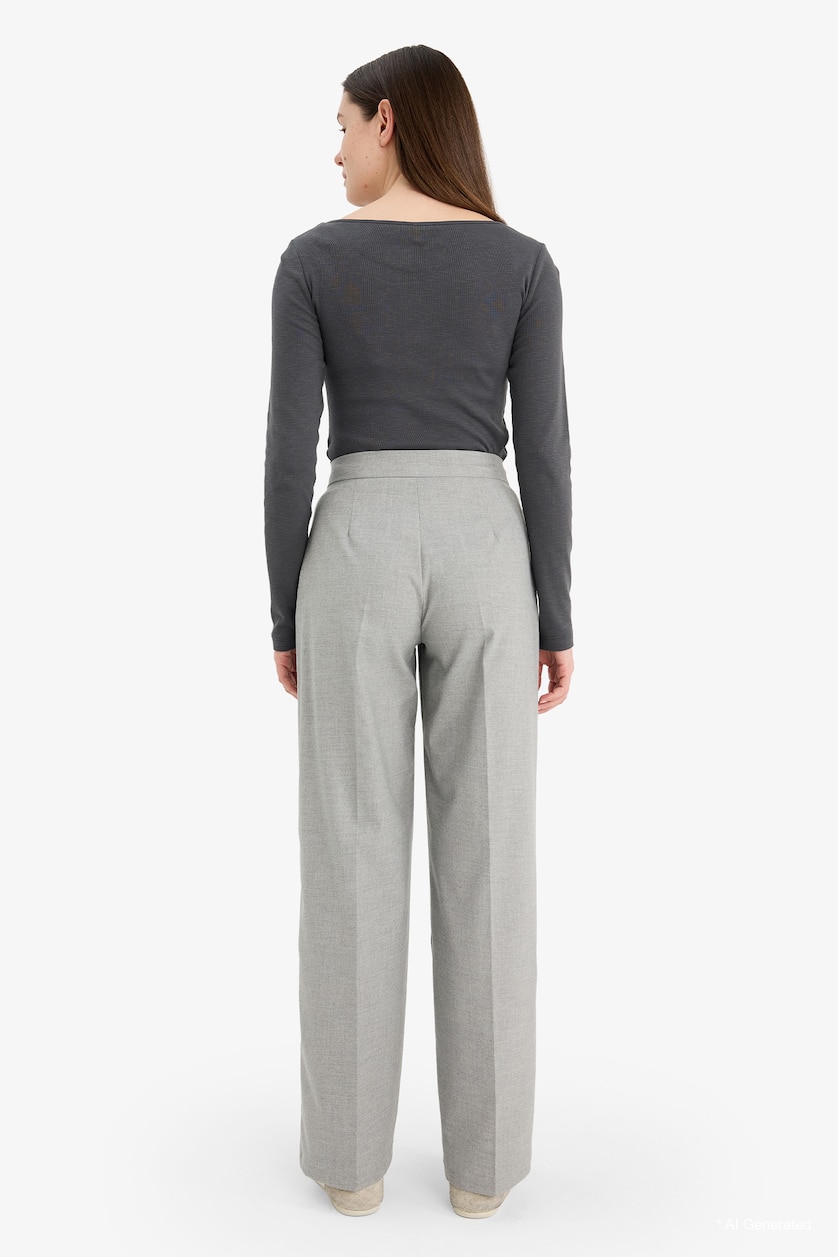 FEMME Gris Jambes larges