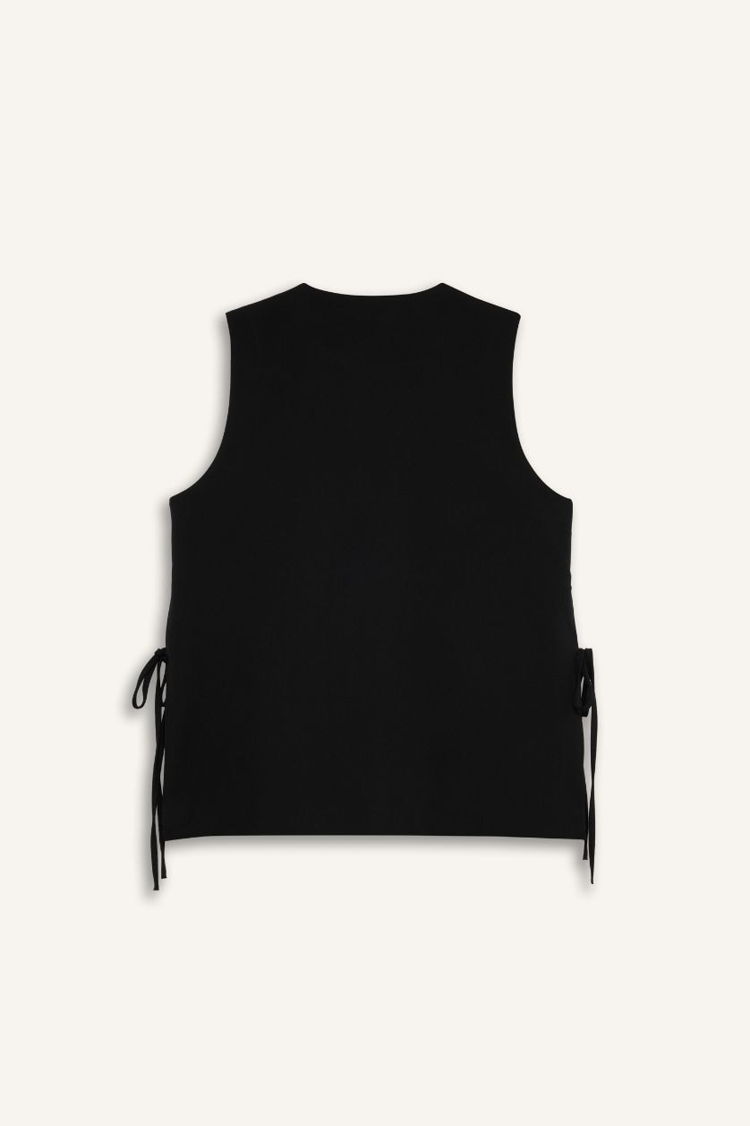 Woman Black Relax Fit V-Neck Vest