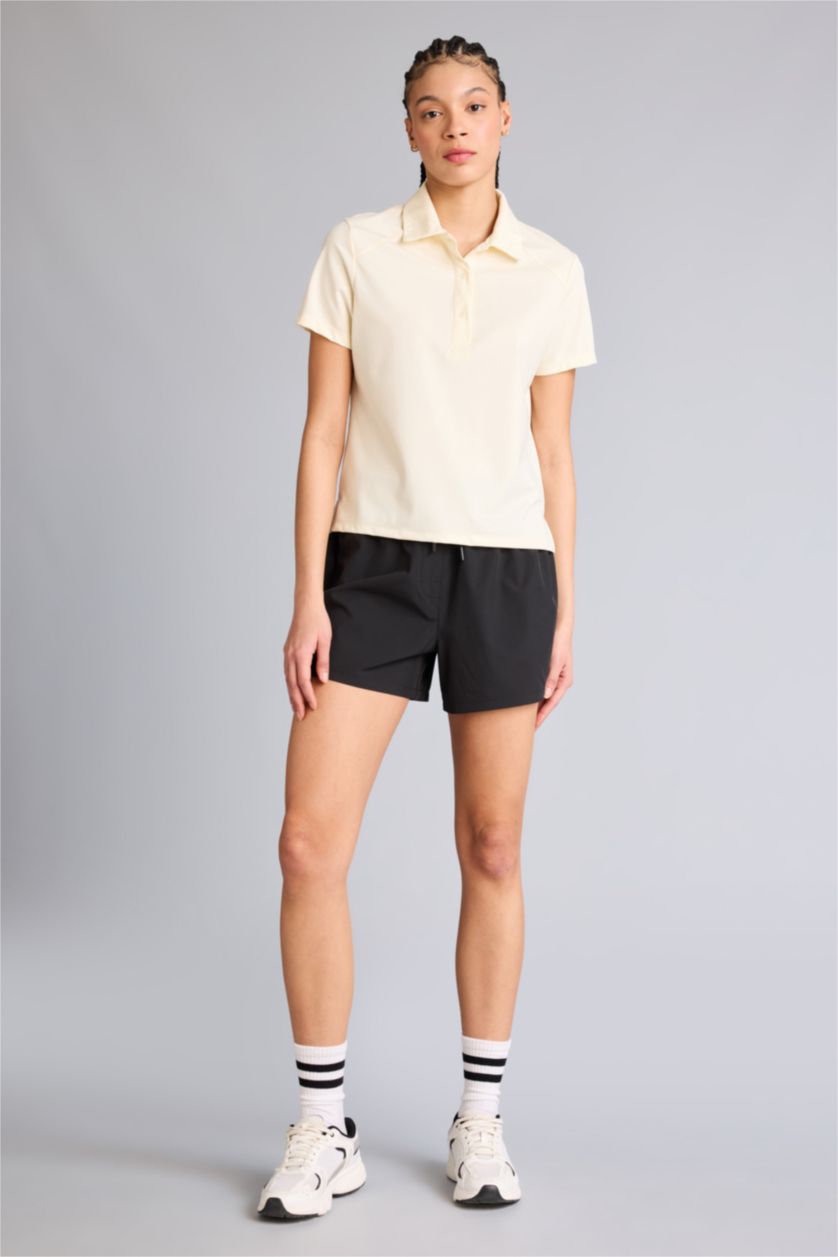 Женщины Бежевый Спортивная шелковая футболка поло Standard Fit с коротким рукавом