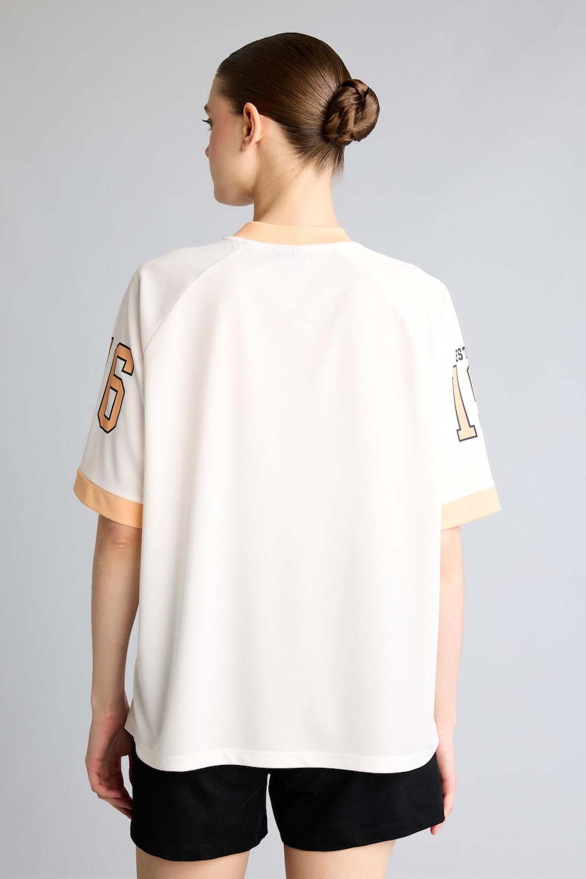 Women Ecru NBA New York Knicks Oversize Fit Tulle Short Sleeve T-Shirt