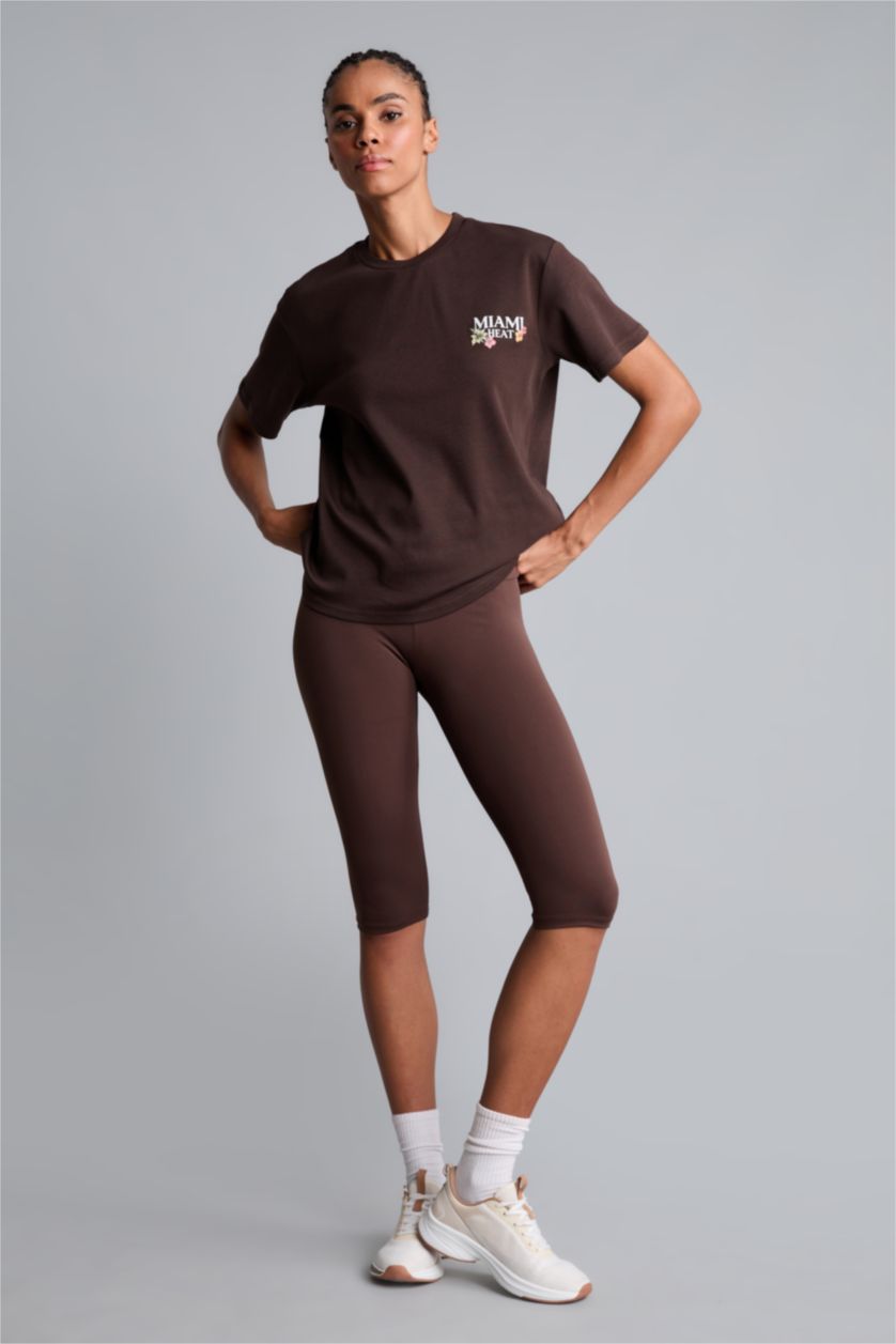 WOMAN Brown NBA Miami Heat Licensed Printed Oversize T-Shirt