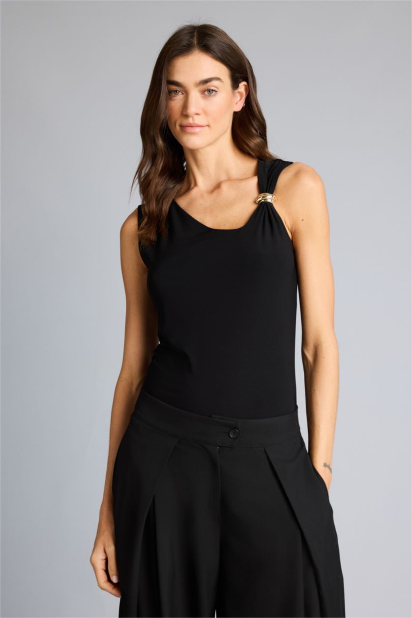 Женщины Черный Майка Slim Fit с вырезом лодочка