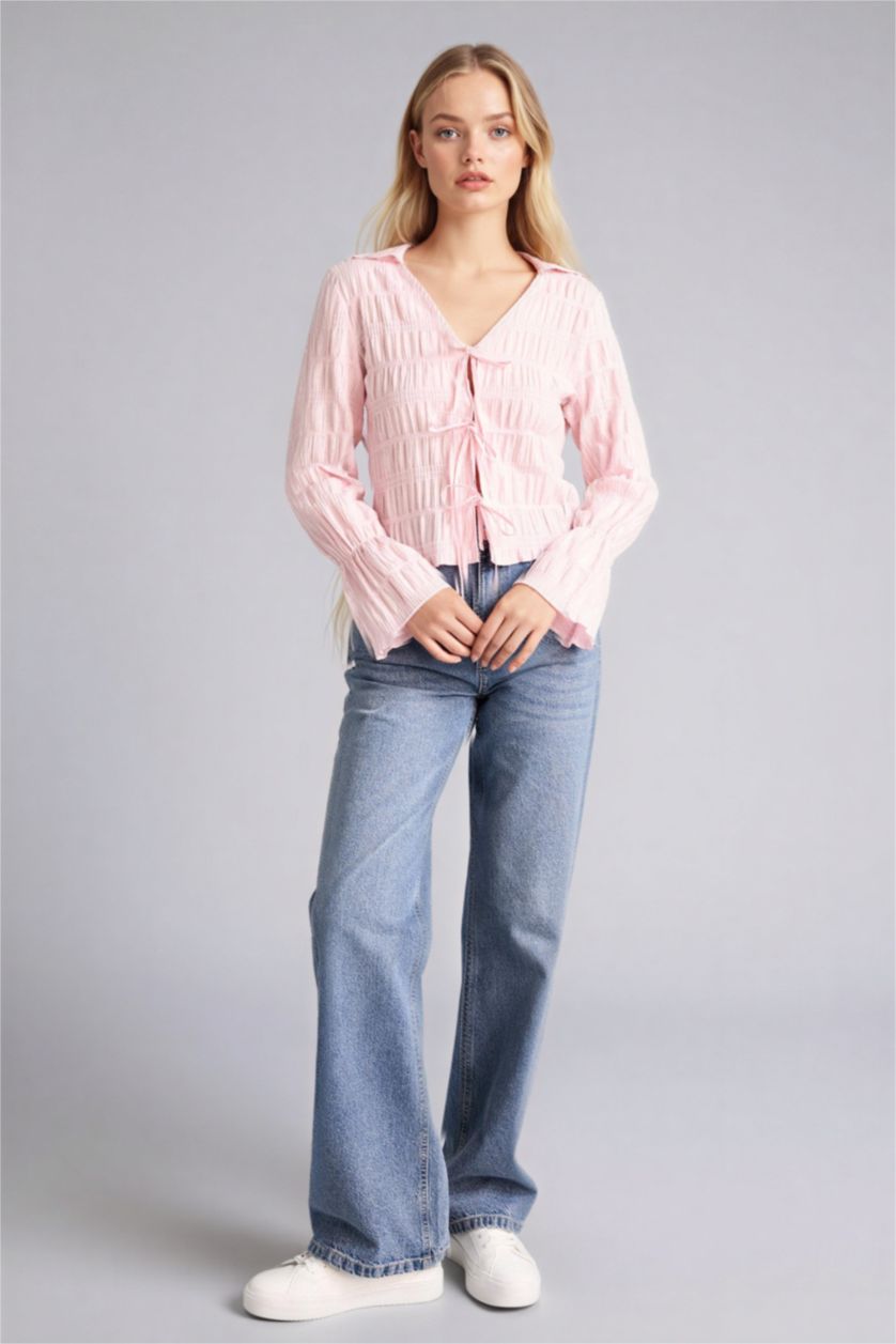 حريمي زهري فاتح بلوزة كم طويل قصة عادية بياقة قميص