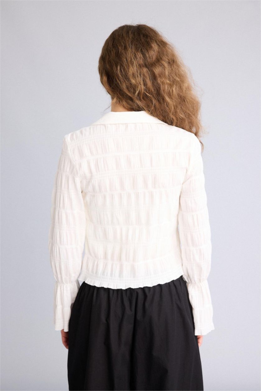 Woman White Fitted Front Tie Textured Blouse