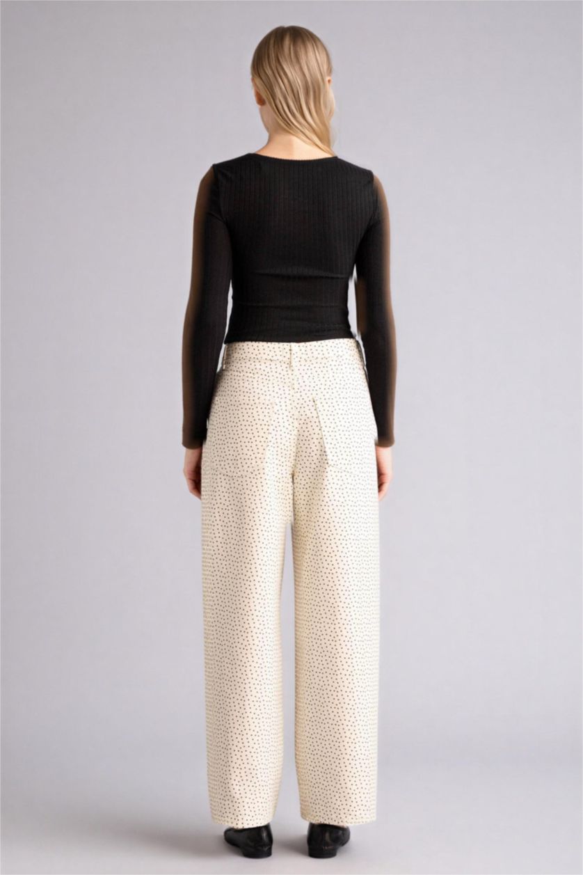 Woman White Baggy Fit Regular Waist Gabardine Trousers