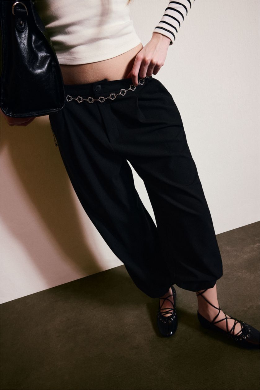 Kadın Siyah Balloon Fıt Yarı Elastik Bantlı Bel Pantolon