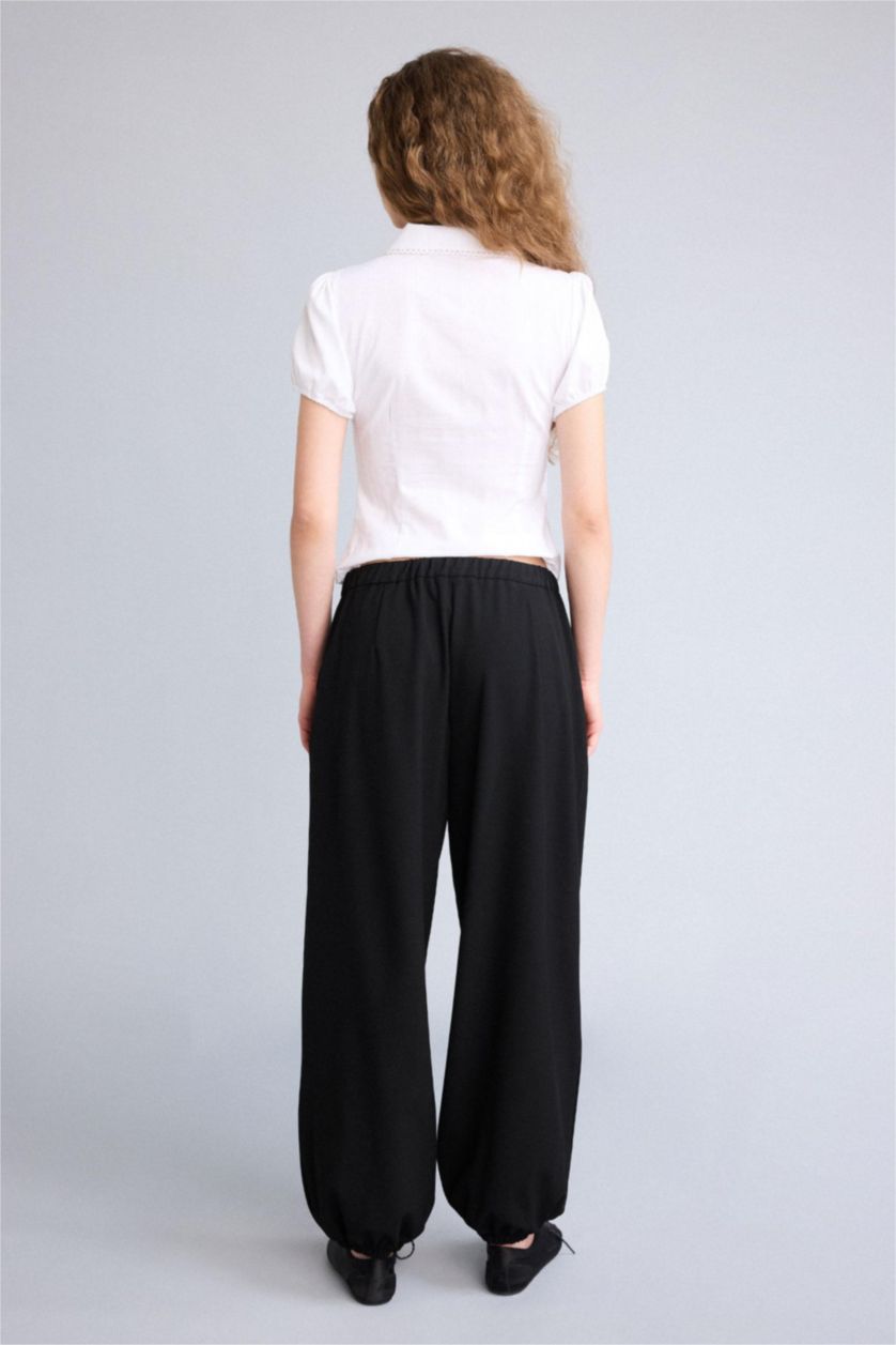 Kadın Siyah Balloon Fıt Yarı Elastik Bantlı Bel Pantolon